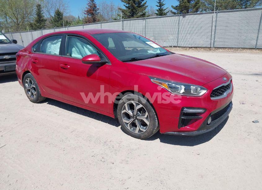2021 Kia Forte LXS (VIN 3KPF24AD2ME309060) main photo