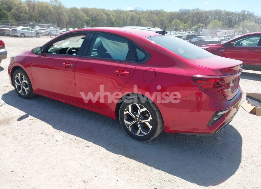 Photo 3 of 2021 Kia Forte LXS (VIN 3KPF24AD2ME309060)