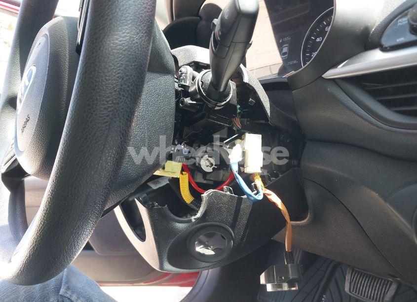 Photo 6 of 2021 Kia Forte LXS (VIN 3KPF24AD2ME309060)