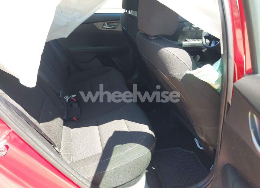 Photo 8 of 2021 Kia Forte LXS (VIN 3KPF24AD2ME309060)