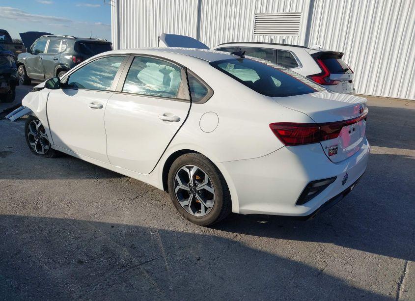 Photo 3 of 2021 Kia Forte LXS (VIN 3KPF24AD2ME312881)