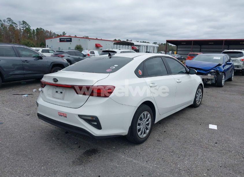 Photo 4 of 2021 Kia Forte FE (VIN 3KPF24AD2ME328076)