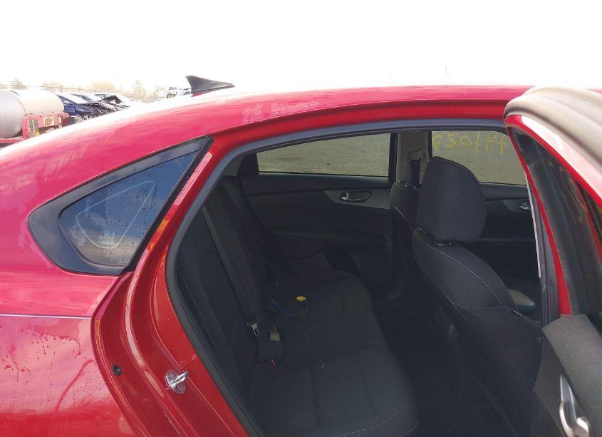 Photo 8 of 2021 Kia Forte LXS (VIN 3KPF24AD2ME329227)