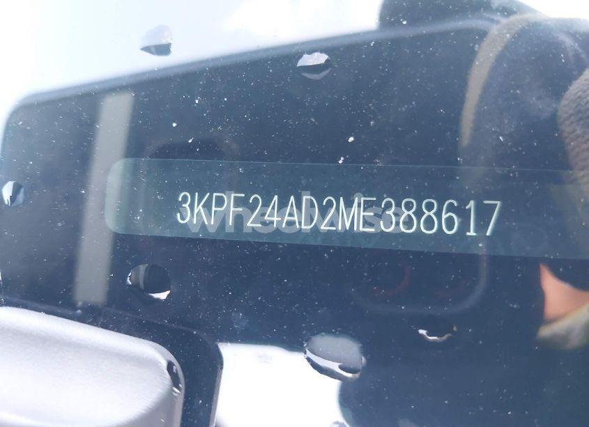 Photo 9 of 2021 Kia Forte LXS (VIN 3KPF24AD2ME388617)