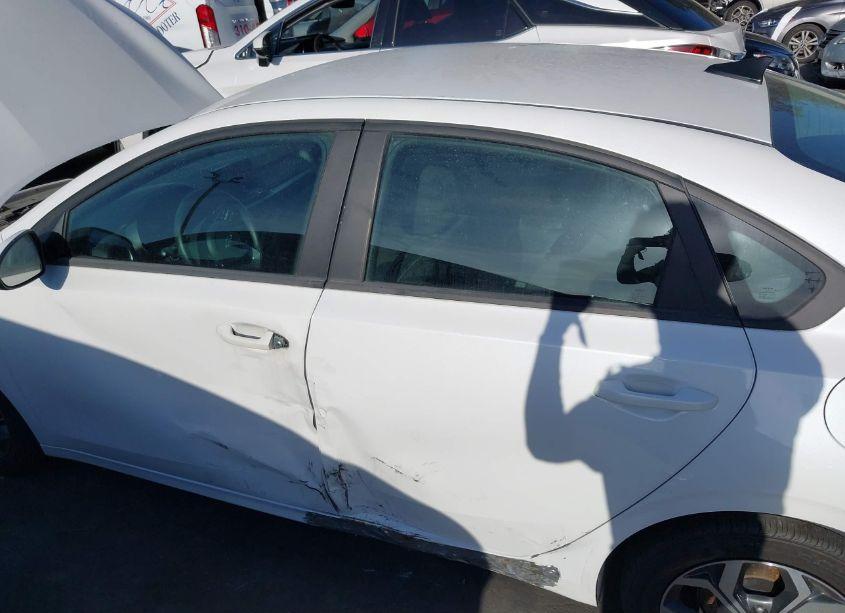 Photo 15 of 2021 Kia Forte LXS (VIN 3KPF24AD2ME406694)