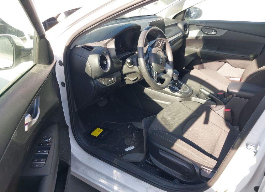 Photo 20 of 2021 Kia Forte LXS (VIN 3KPF24AD2ME406694)