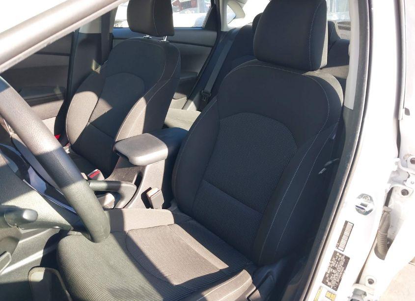 Photo 21 of 2021 Kia Forte LXS (VIN 3KPF24AD2ME406694)