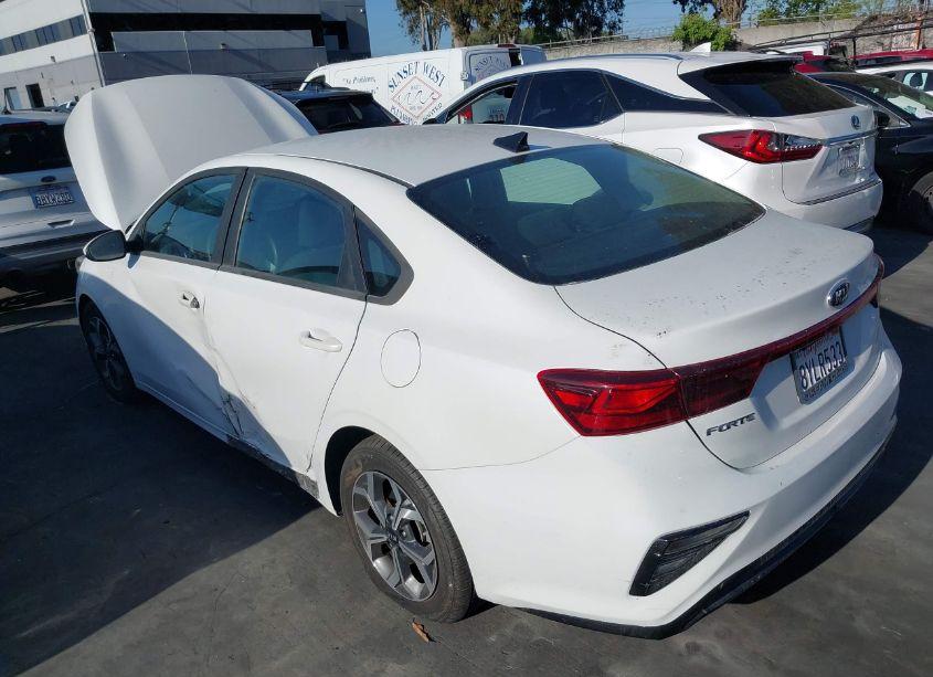 Photo 3 of 2021 Kia Forte LXS (VIN 3KPF24AD2ME406694)