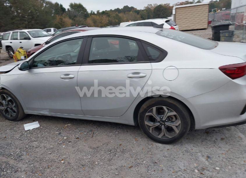 Photo 14 of 2021 Kia Forte LXS (VIN 3KPF24AD2ME415640)