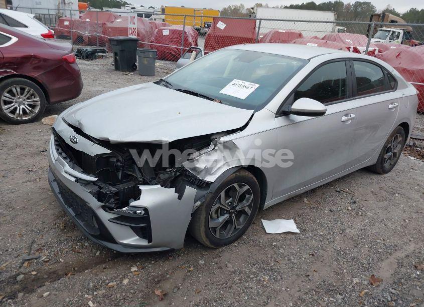 Photo 2 of 2021 Kia Forte LXS (VIN 3KPF24AD2ME415640)