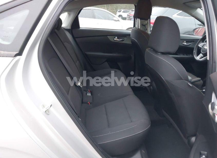 Photo 8 of 2021 Kia Forte LXS (VIN 3KPF24AD2ME415640)