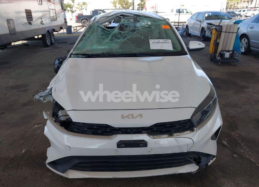 Photo 12 of 2022 Kia Forte LXS (VIN 3KPF24AD2NE425361)
