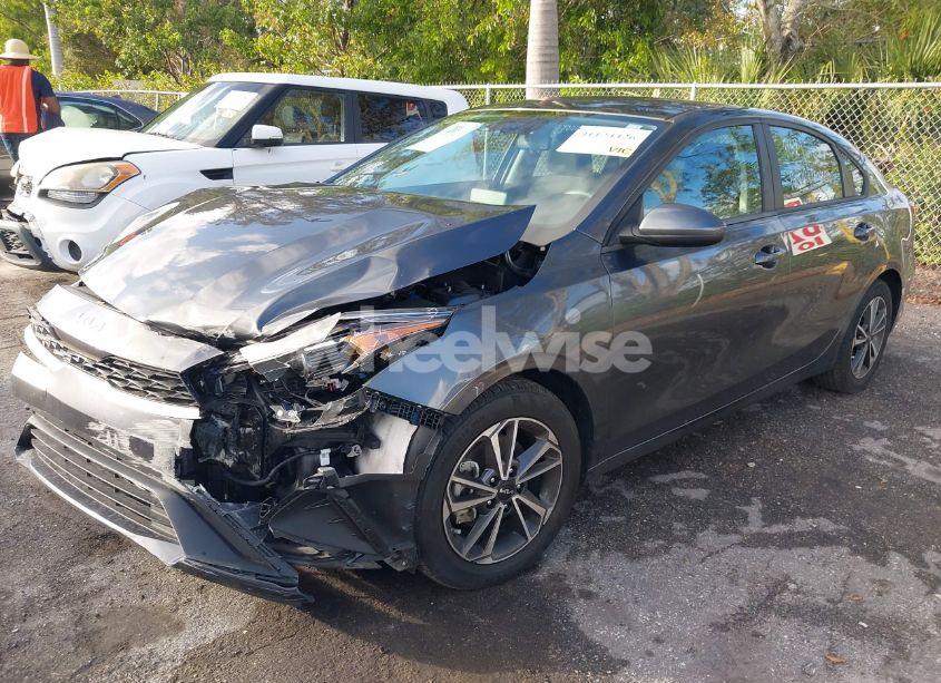 Photo 2 of 2022 Kia Forte LXS (VIN 3KPF24AD2NE457761)