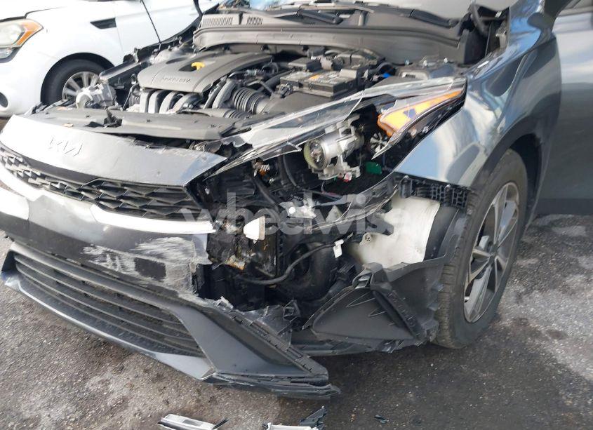 Photo 6 of 2022 Kia Forte LXS (VIN 3KPF24AD2NE457761)