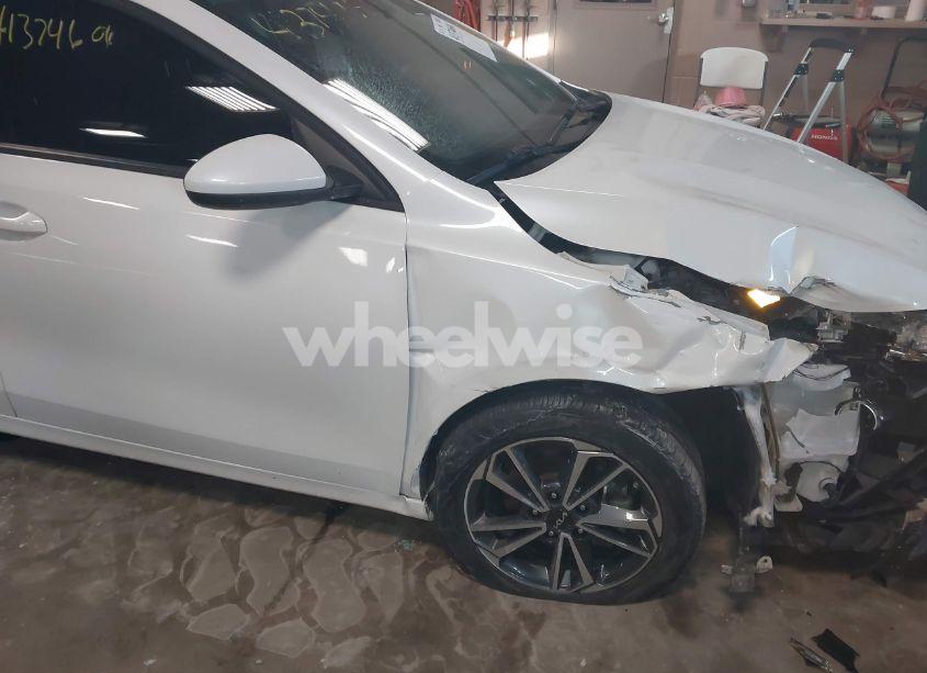 Photo 6 of 2022 Kia Forte LXS (VIN 3KPF24AD2NE460238)