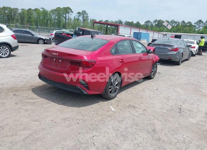 Photo 4 of 2022 Kia Forte LXS (VIN 3KPF24AD2NE464788)