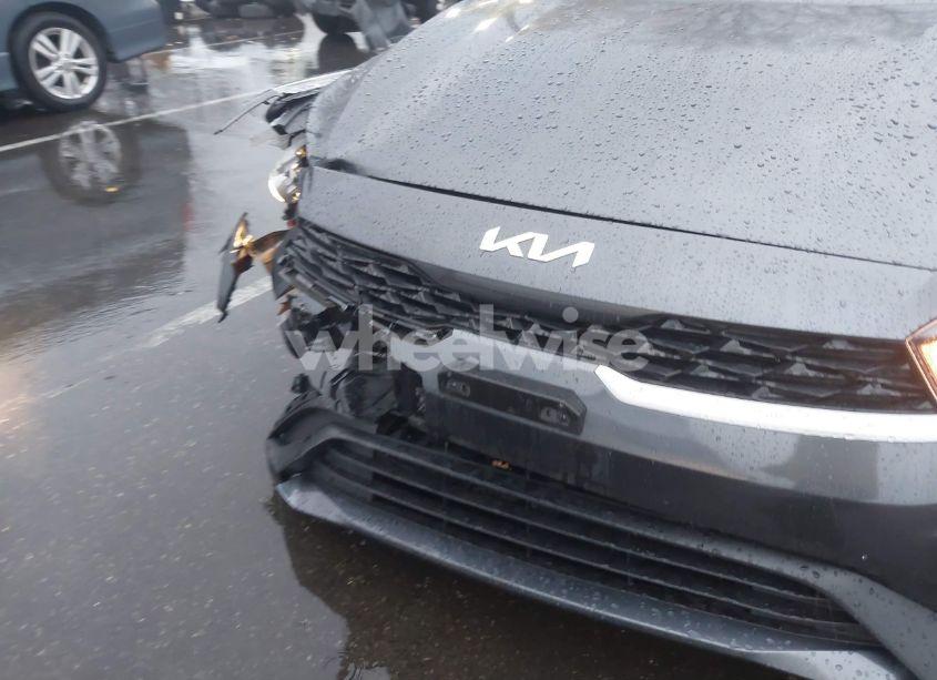 Photo 6 of 2022 Kia Forte LXS (VIN 3KPF24AD2NE465245)