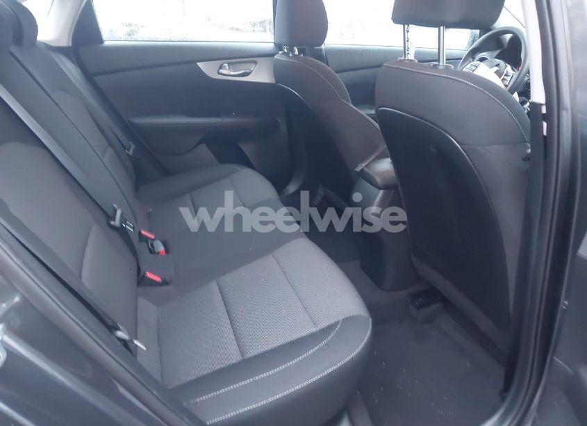 Photo 8 of 2022 Kia Forte LXS (VIN 3KPF24AD2NE465245)