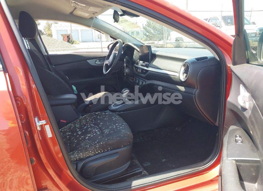 Photo 5 of 2023 Kia Forte LXS (VIN 3KPF24AD2PE526466)