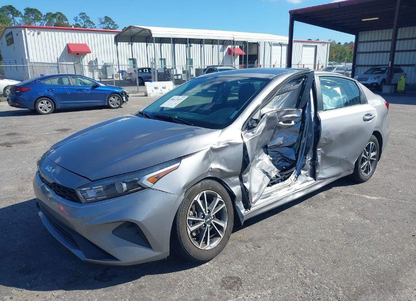 Photo 2 of 2023 Kia Forte LXS (VIN 3KPF24AD2PE543171)