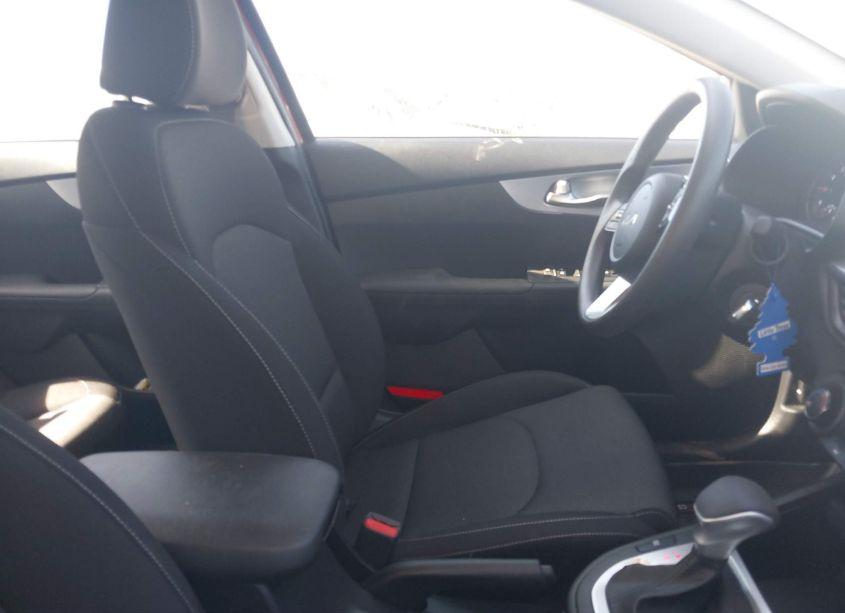 Photo 5 of 2023 Kia Forte LXS (VIN 3KPF24AD2PE560777)