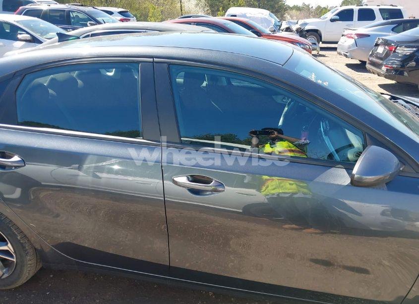 Photo 13 of 2023 Kia Forte LXS (VIN 3KPF24AD2PE586991)