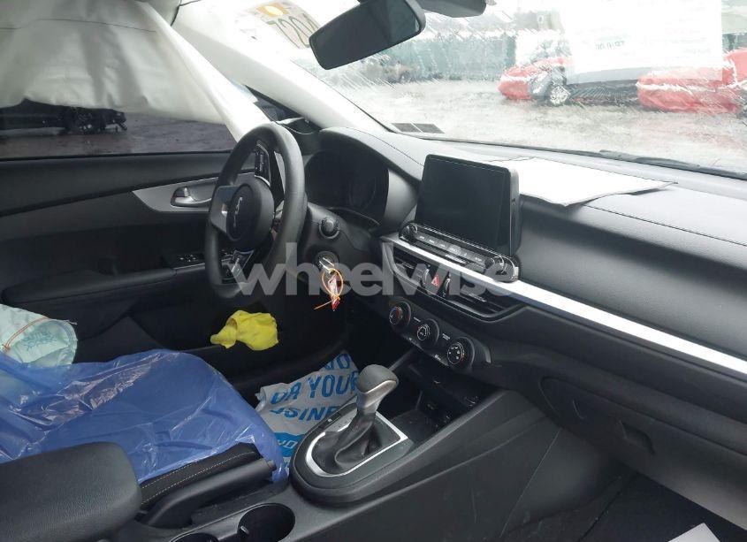 Photo 5 of 2023 Kia Forte LXS (VIN 3KPF24AD2PE611999)