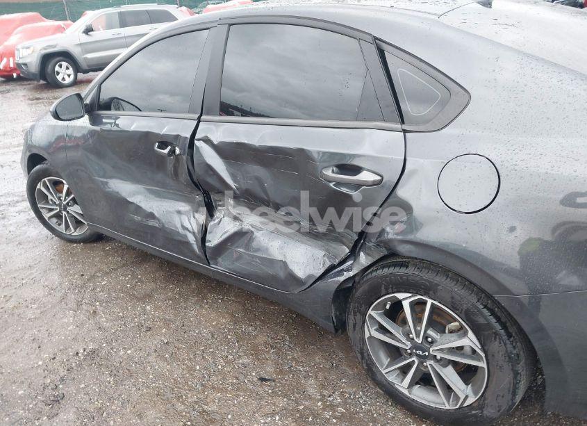 Photo 6 of 2023 Kia Forte LXS (VIN 3KPF24AD2PE611999)