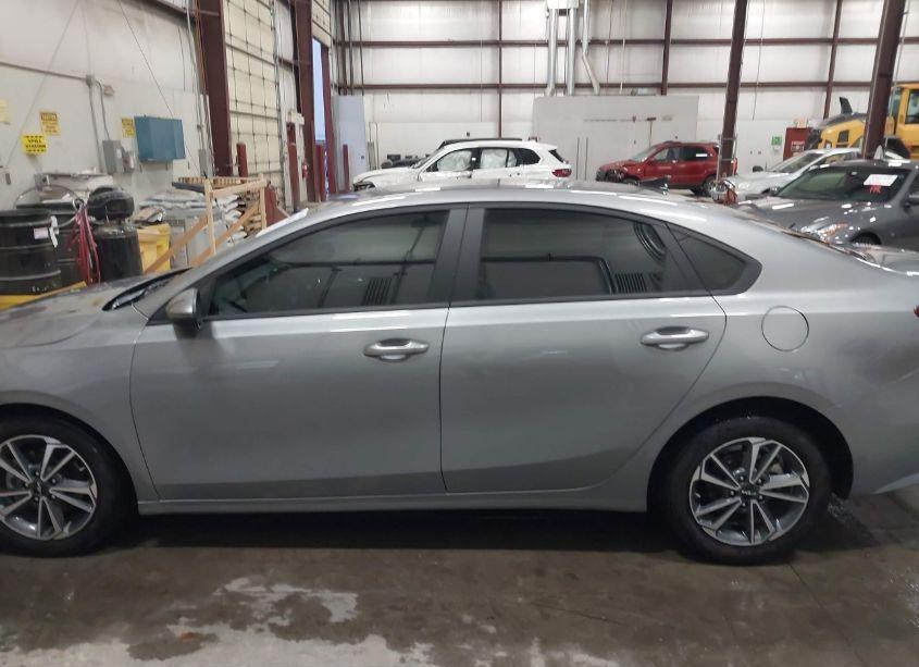 Photo 14 of 2023 Kia Forte LXS (VIN 3KPF24AD2PE632660)