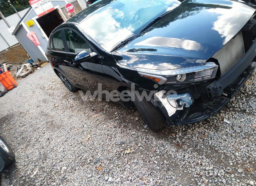 2023 Kia Forte LXS (VIN 3KPF24AD2PE641701) main photo