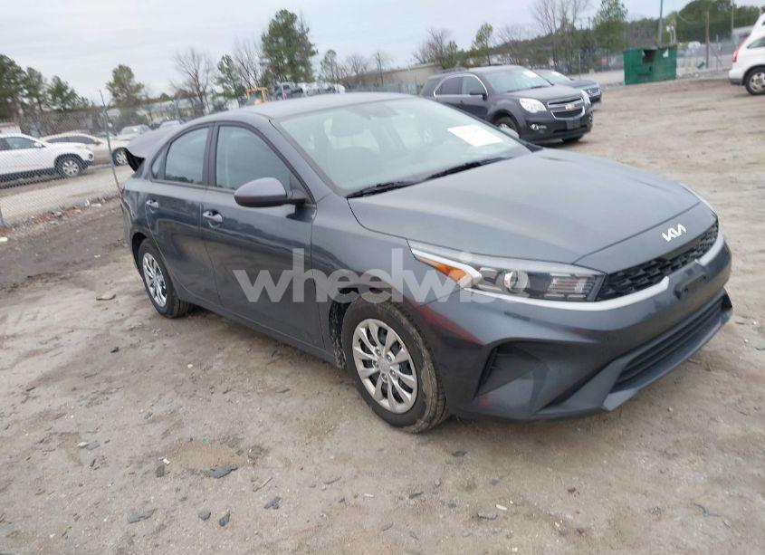 2023 Kia Forte LX (VIN 3KPF24AD2PE678117) main photo