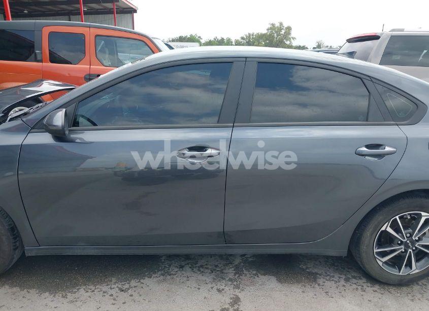 Photo 15 of 2023 Kia Forte LXS (VIN 3KPF24AD2PE682961)