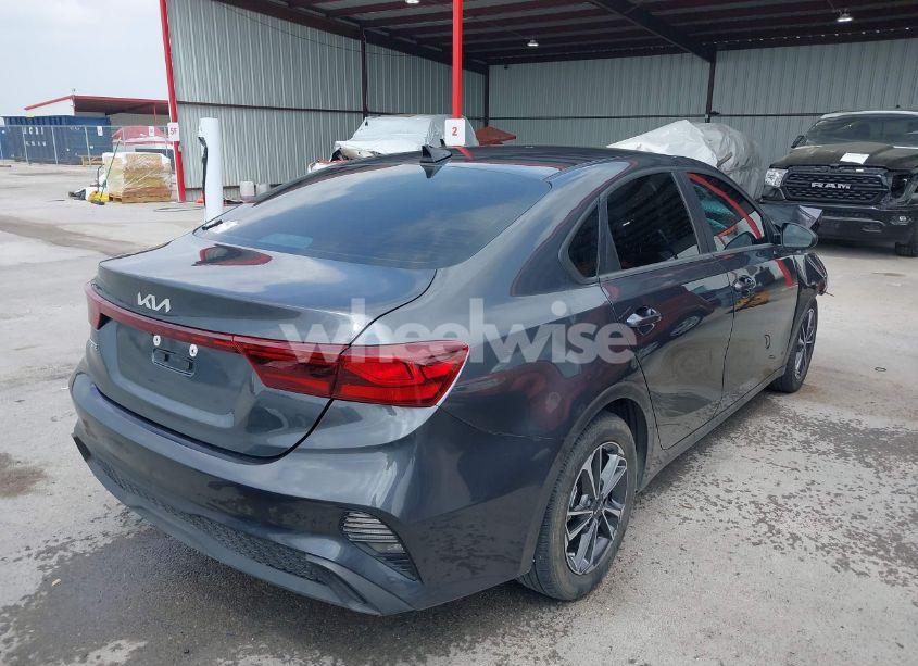 Photo 4 of 2023 Kia Forte LXS (VIN 3KPF24AD2PE682961)