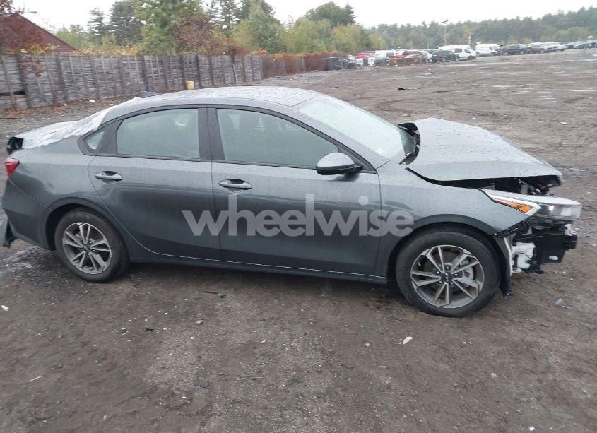 Photo 13 of 2023 Kia Forte LXS (VIN 3KPF24AD2PE693264)