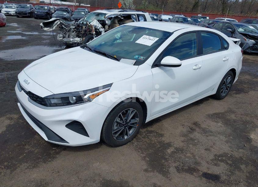 Photo 2 of 2023 Kia Forte LXS (VIN 3KPF24AD2PE694057)
