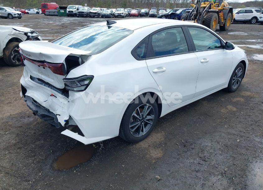 Photo 4 of 2023 Kia Forte LXS (VIN 3KPF24AD2PE694057)