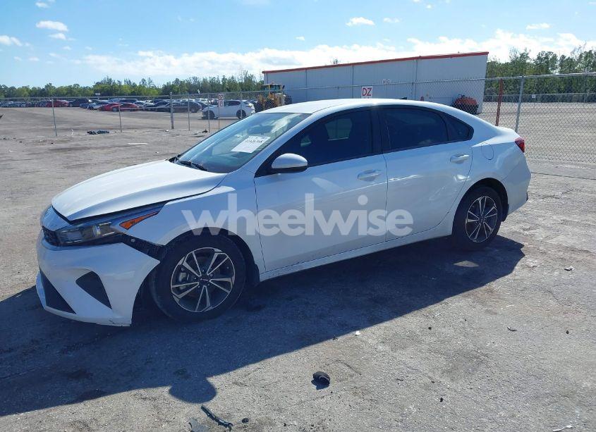 Photo 12 of 2023 Kia Forte LXS (VIN 3KPF24AD2PE694589)