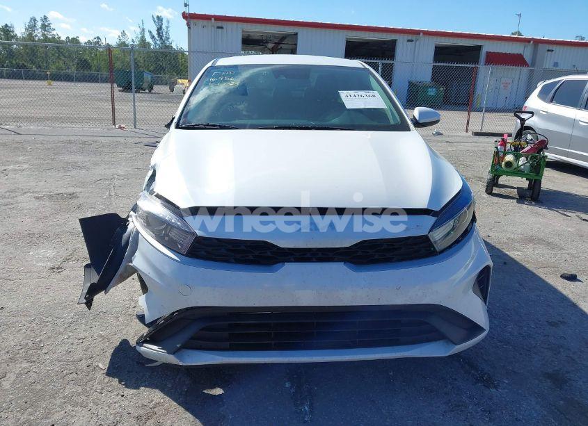 Photo 13 of 2023 Kia Forte LXS (VIN 3KPF24AD2PE694589)