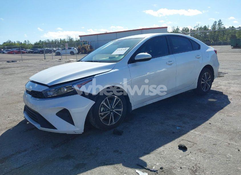 Photo 2 of 2023 Kia Forte LXS (VIN 3KPF24AD2PE694589)