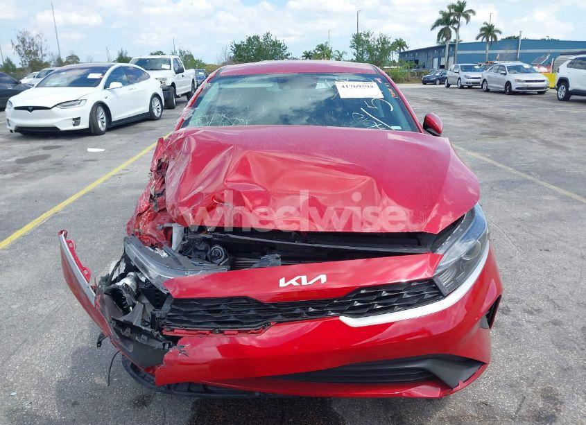 Photo 11 of 2024 Kia Forte LXS (VIN 3KPF24AD2RE695910)