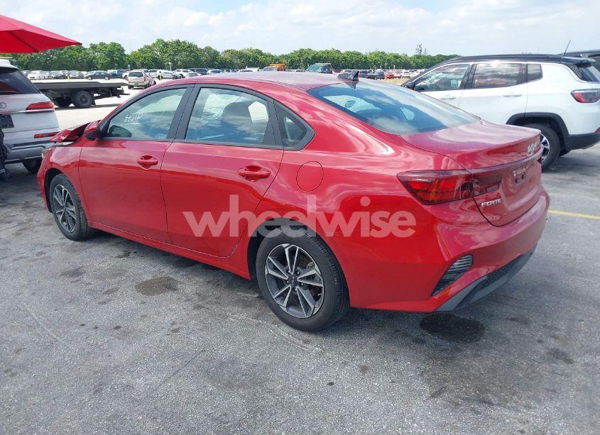 Photo 3 of 2024 Kia Forte LXS (VIN 3KPF24AD2RE695910)