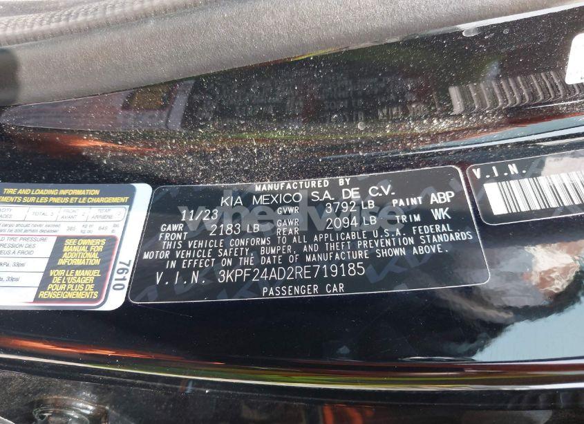 Photo 9 of 2024 Kia Forte LXS (VIN 3KPF24AD2RE719185)