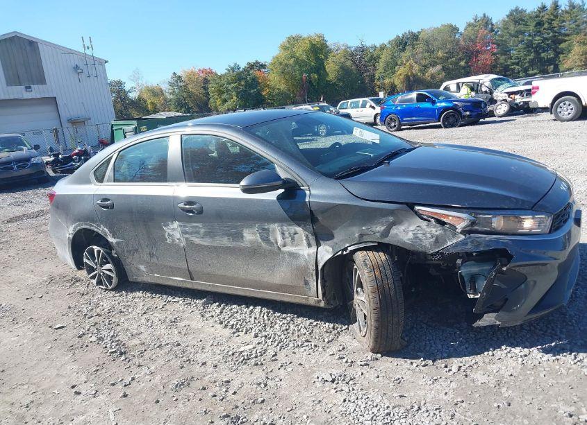 Photo 13 of 2024 Kia Forte LXS (VIN 3KPF24AD2RE720174)