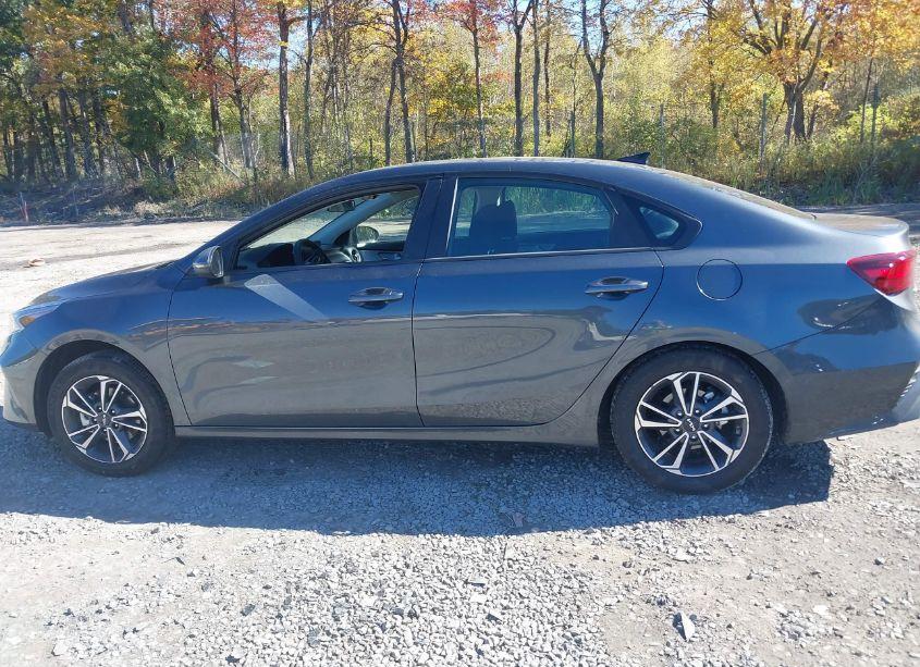 Photo 14 of 2024 Kia Forte LXS (VIN 3KPF24AD2RE720174)