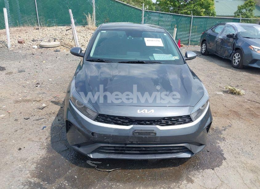 Photo 12 of 2024 Kia Forte LXS (VIN 3KPF24AD2RE724712)