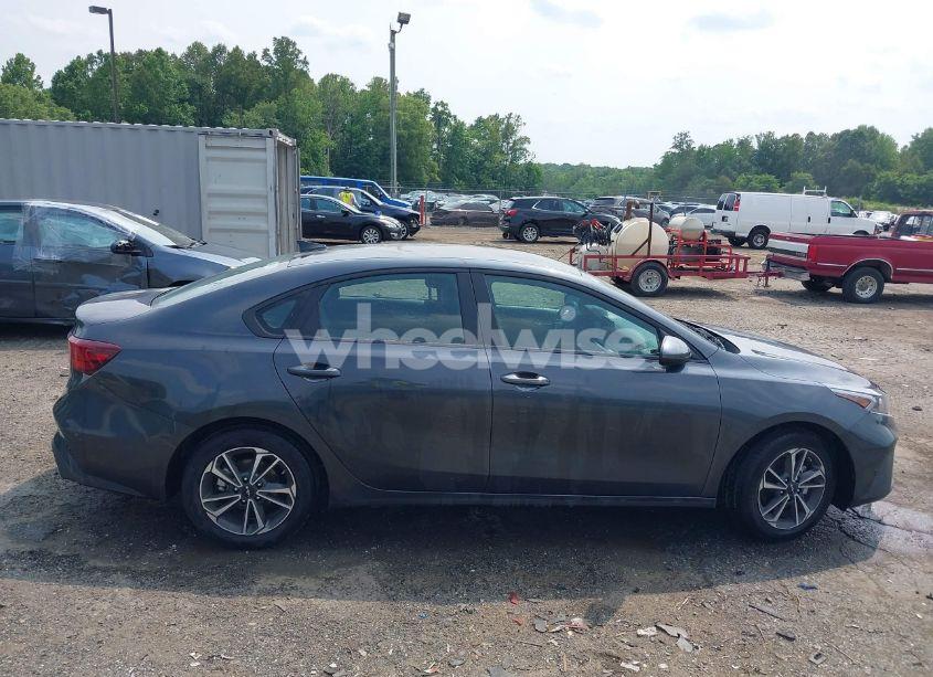 Photo 13 of 2024 Kia Forte LXS (VIN 3KPF24AD2RE724712)