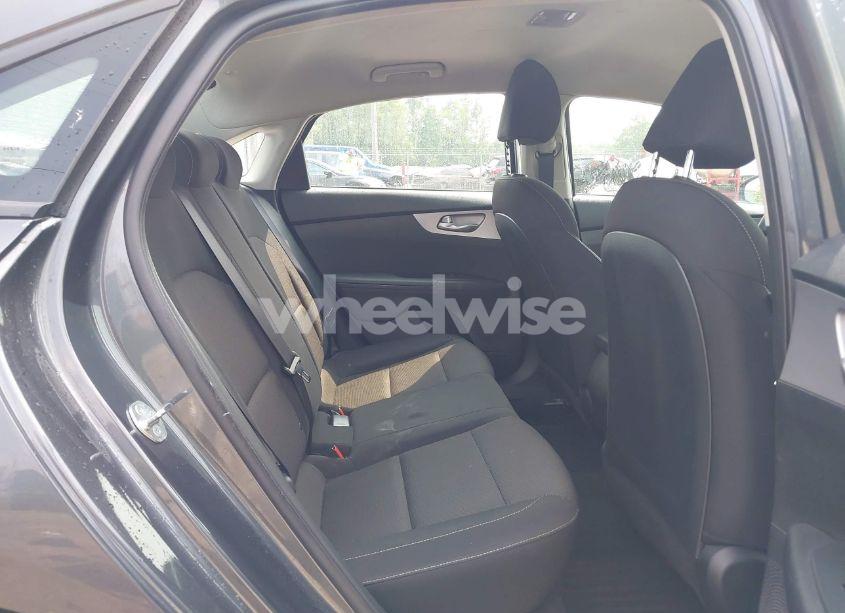 Photo 8 of 2024 Kia Forte LXS (VIN 3KPF24AD2RE724712)