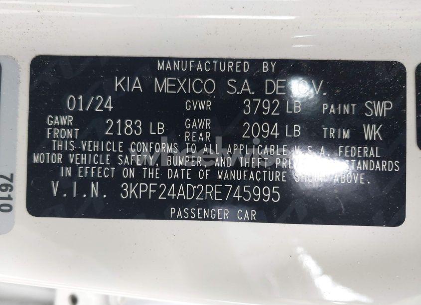 Photo 9 of 2024 Kia Forte LXS (VIN 3KPF24AD2RE745995)