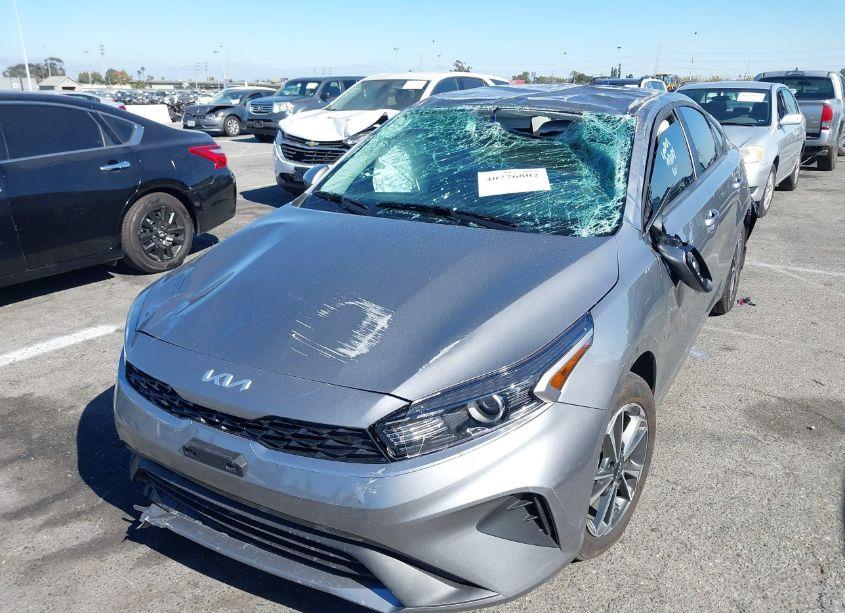 Photo 2 of 2024 Kia Forte LXS (VIN 3KPF24AD2RE760044)