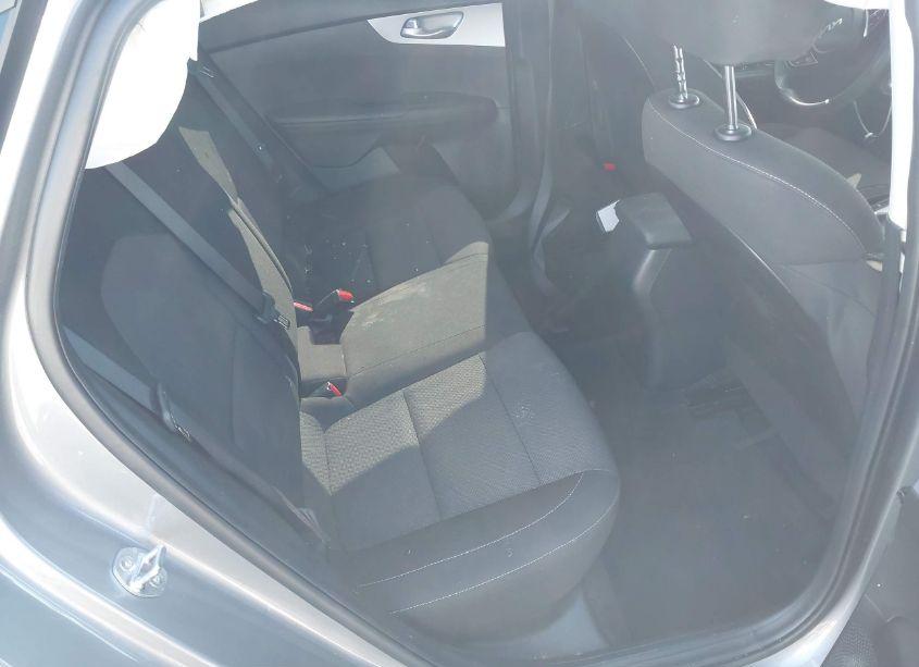 Photo 8 of 2024 Kia Forte LXS (VIN 3KPF24AD2RE760044)